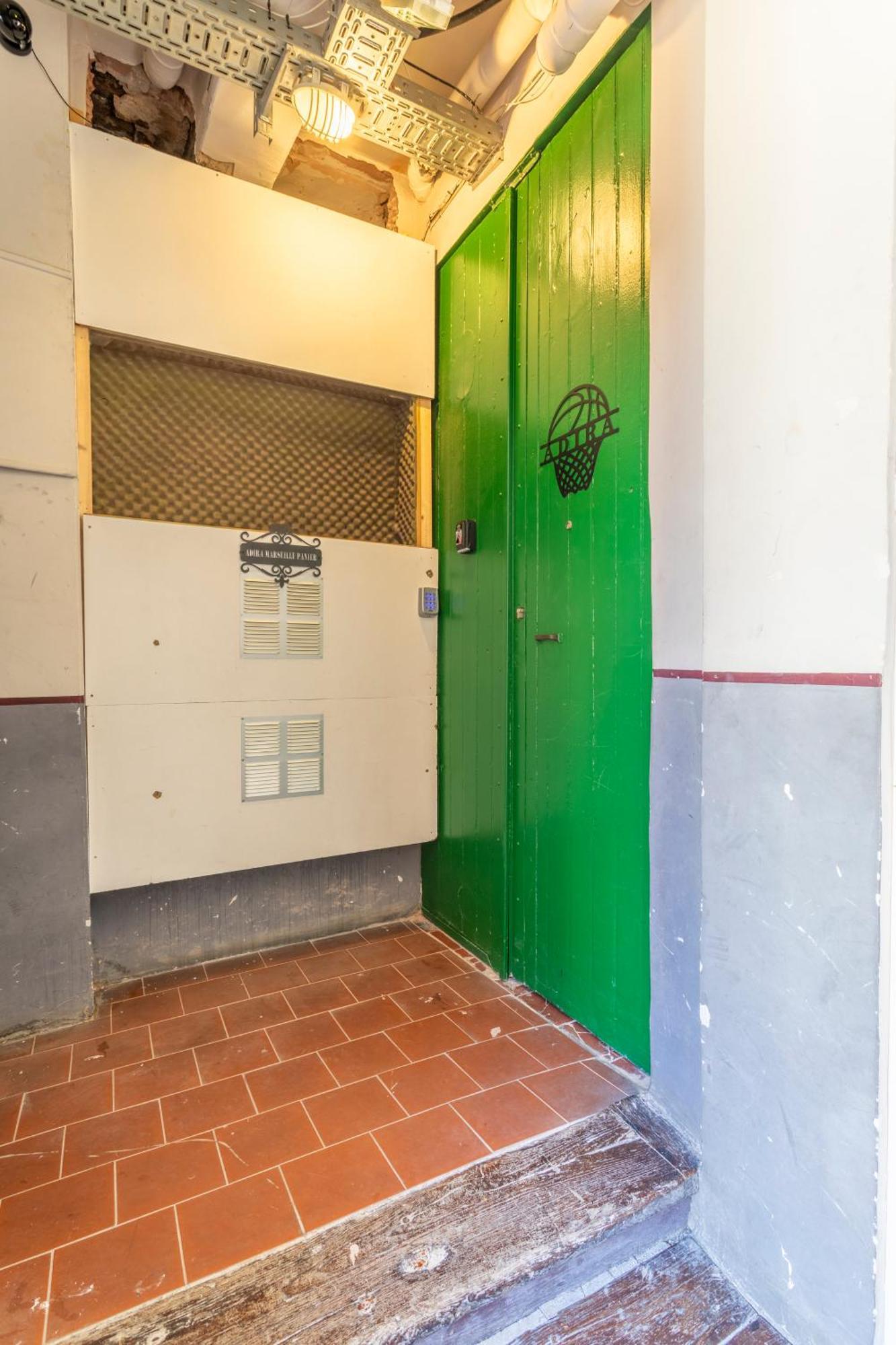 Adira Panier 2 Etoiles Apartment