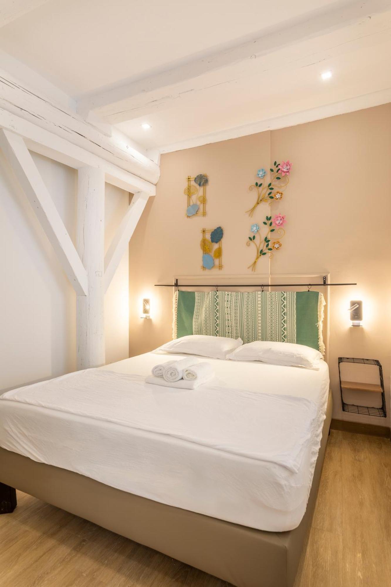 Apartment Adira Panier 2 Etoiles Marseilles