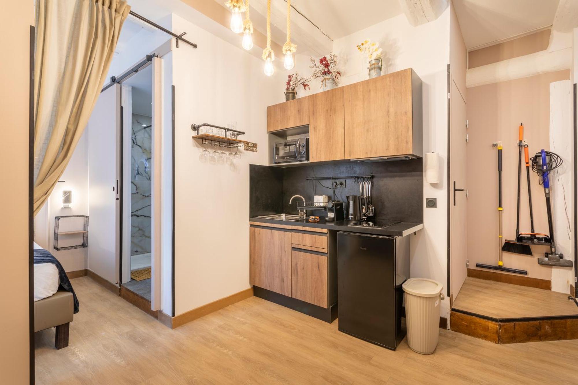 Adira Panier 2 Etoiles Apartment Marseilles